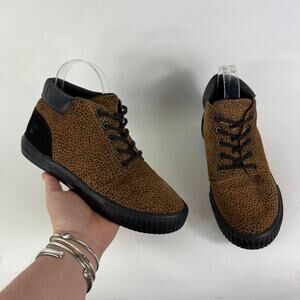 Timberland Skyla Bay Chukka Boots Women's 7 Brown Cheetah Suede Lace Up Mid-Top